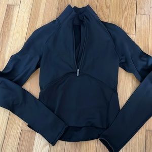 Lululemon jacket. Size 2. Great condition.